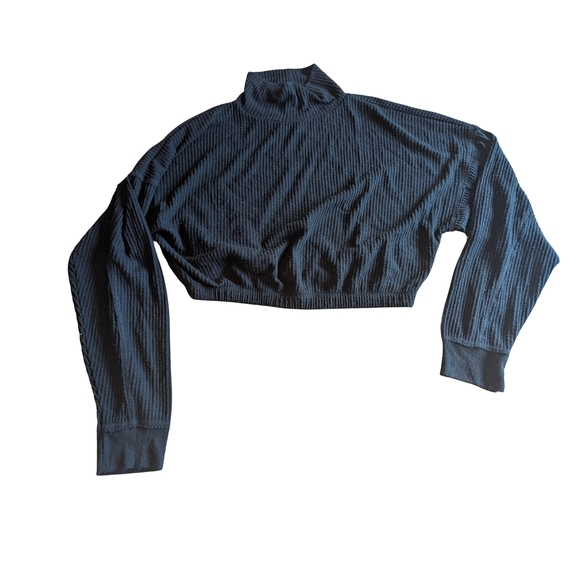 Aeropostale Tops - EUC Aeropostale Women's Large Waffle Knit Dolman Mockneck Crop Sweater Black